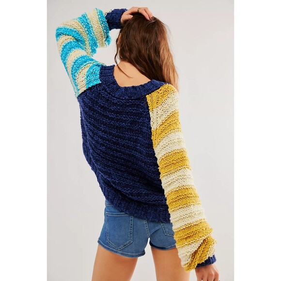 Free People Cruze Sweater M Rare - Picture 2 of 10